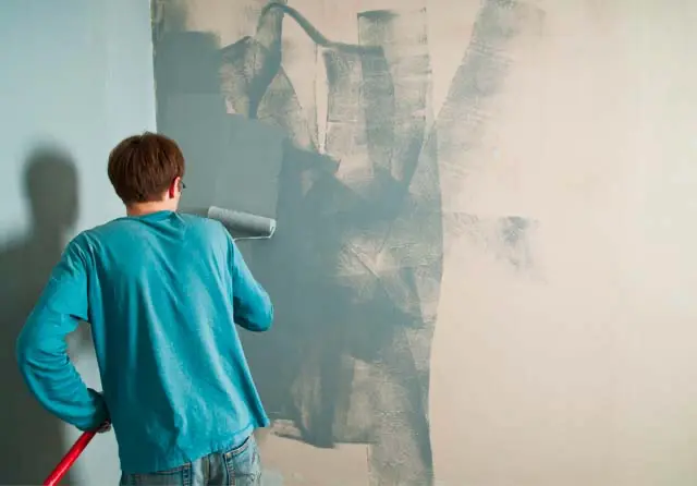Pintar una pared de yeso nueva